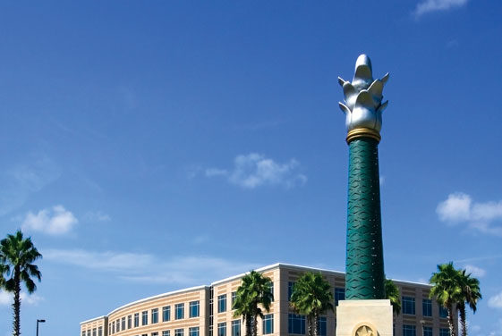 No. 1 Readers’ Choice – Best Office Location Colonial Town Park & Colonial Center Heathrow