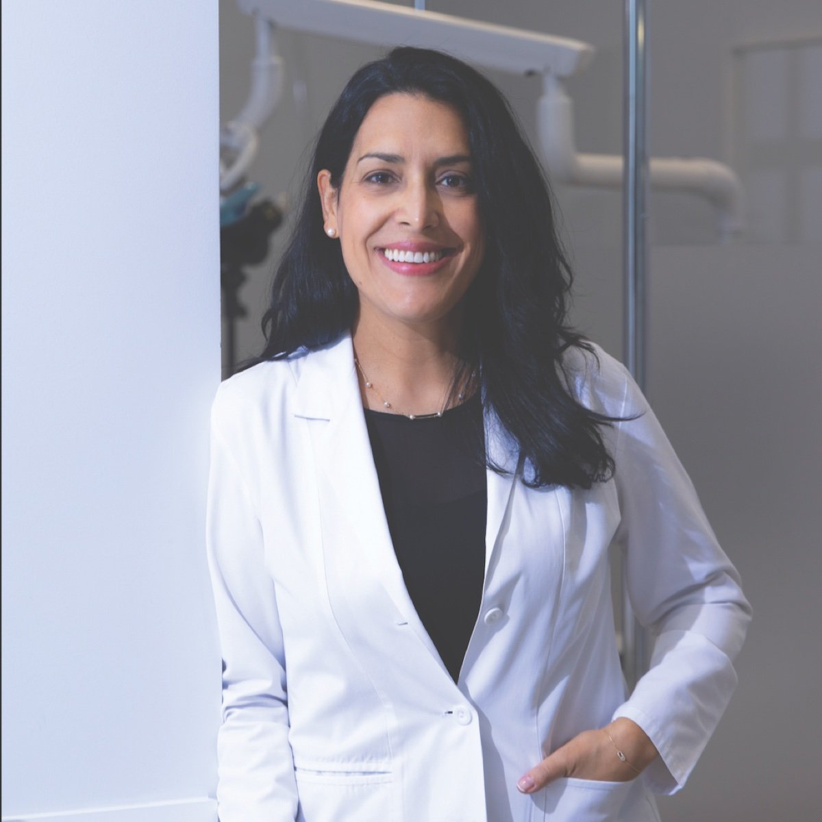 Dr. Lillelenny Santana